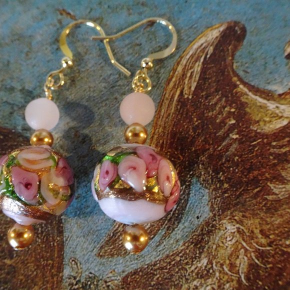 Handcrafted drop-style earrings in Murano millefiori with silver & gold accents - Picture 3 of 9